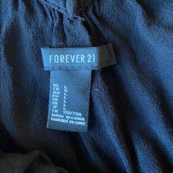 Forever 21 romper - Picture 2 of 2